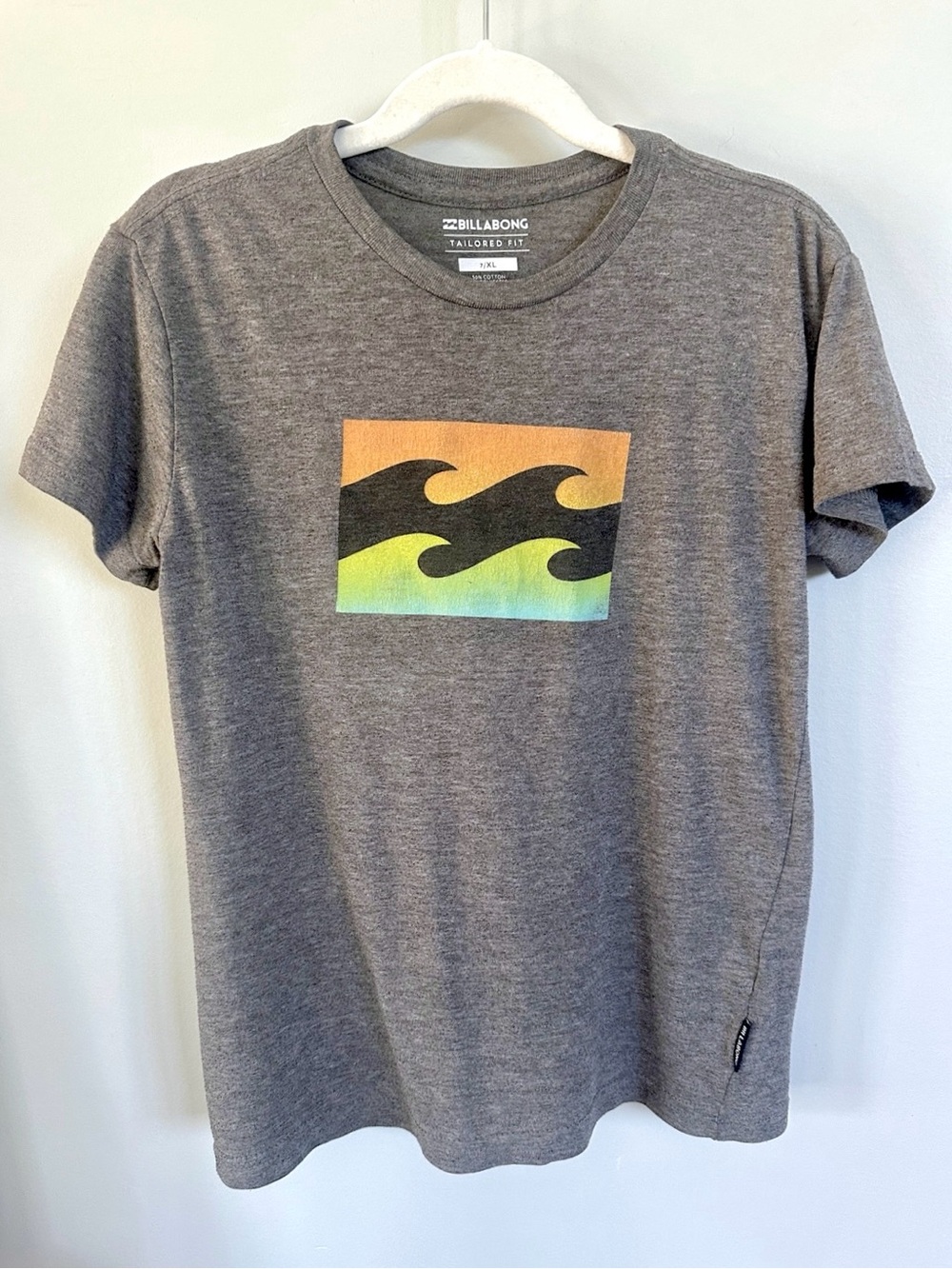 Billabong Boys 7 XL Gray Wave Logo Graphic T Shirt Surf Skate Tee